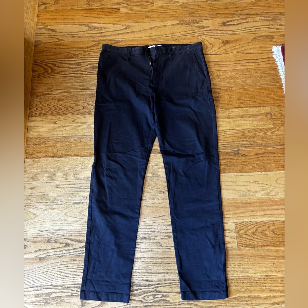 Madewell Men’s The Athletic Allday Slim Pant